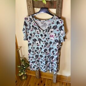 💥Disney Nightgown With Mickey Mouse💥